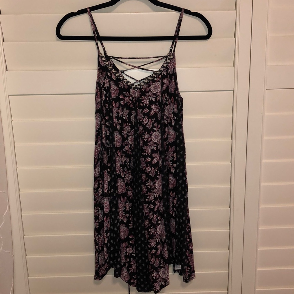 American Eagle women’s flowy floral dress